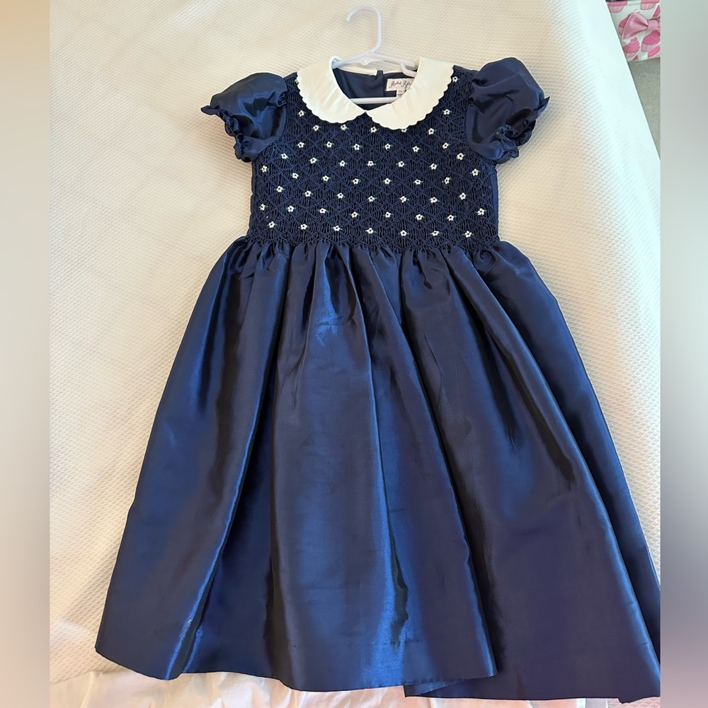 Rachel Riley size 7 taffeta smocked navy dress